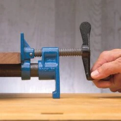 Rockler Sure-Foot Plus 3/4'' Pipe Clamp -Sale Tools Shop 30921 11 1000