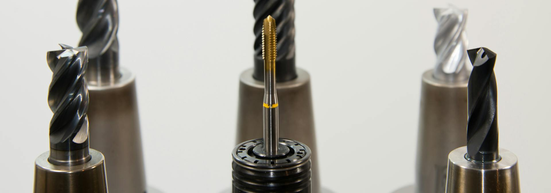 Sale Tools Shop -Sale Tools Shop pexels pixabay 46973